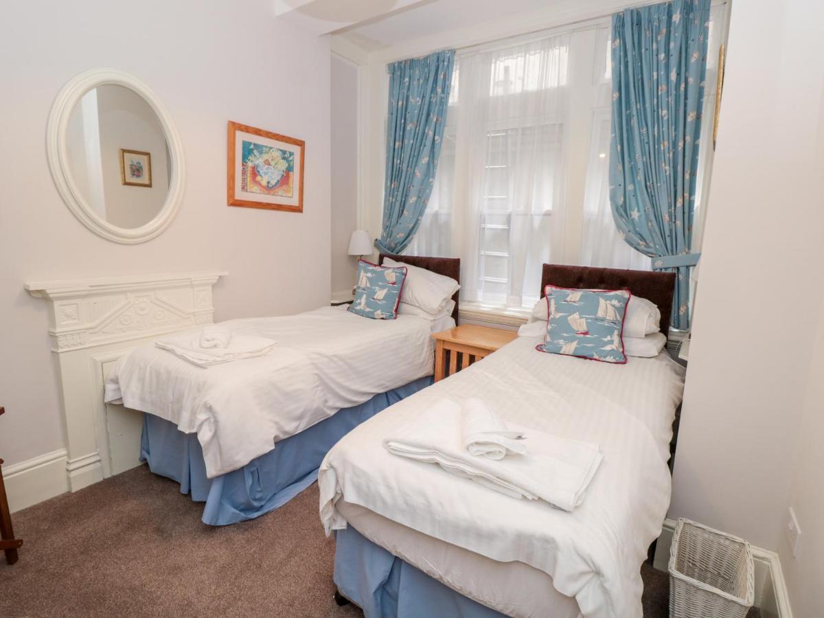 2 York House Apartment Дартмут Екстериор снимка