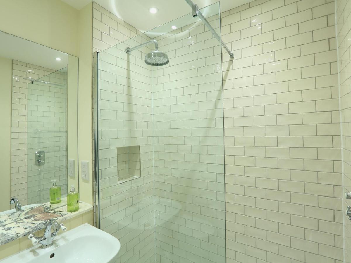 2 York House Apartment Дартмут Екстериор снимка
